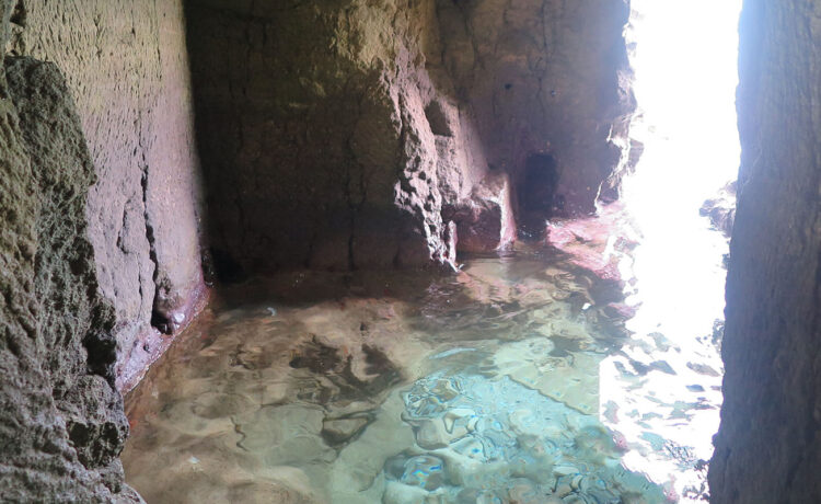 Le grotte di Tropea
