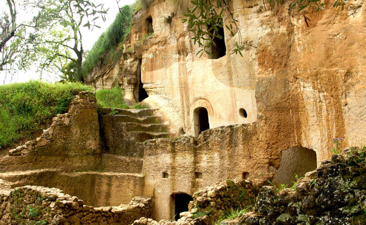 Insediamento rupestre di Zungri