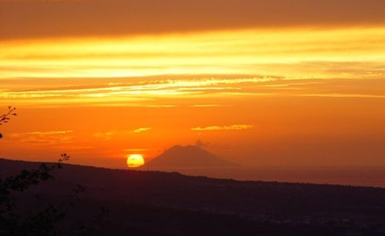 Il tramonto sullo Stromboli